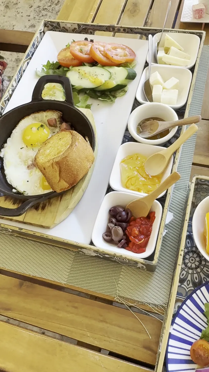 Ottoman breakfast tray